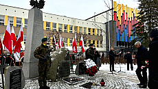 Elbląg upamiętnił powstania Armii Krajowej Elbląg upamiętnił powstania Armii Krajowej